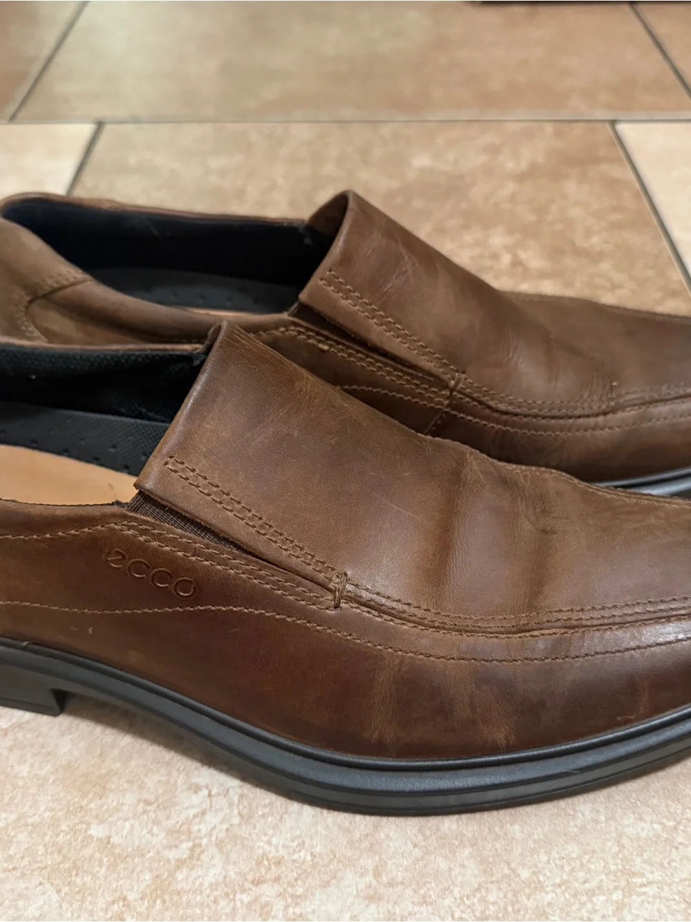 Ecco Men’s Brown Leather Slip-On Loafers